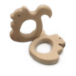 Anneau de dentition écureuil en bois